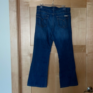 Calvin Klein Women’s Relaxed‎ Flare Jeans Crop Size 14